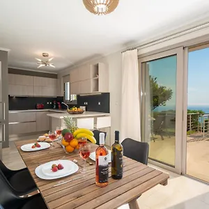 Lourdas Bay View Holiday home Simotata